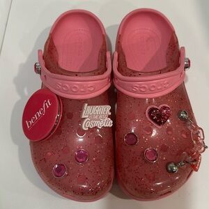 Crocs benefit cosmetics